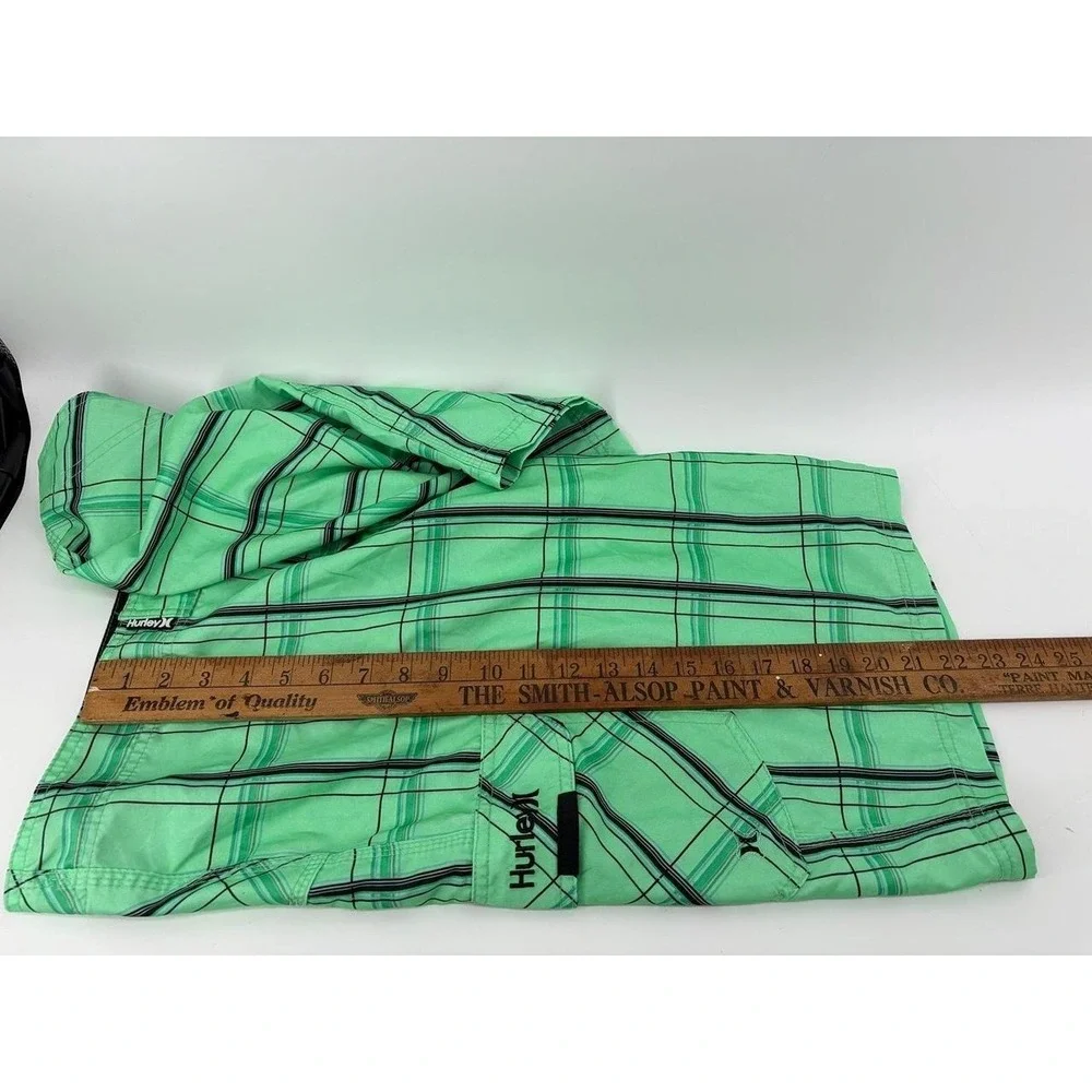 Hurley Grid Board Shorts, Green/Black, Beach, Vacation, Men's Size 38